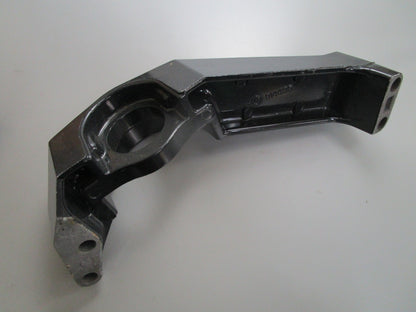 *NEW OEM* 0820 OMC Johnson Evinrude Mount Bracket Kit 986619 0986619