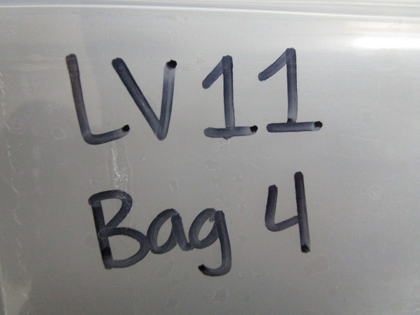 *NEW OEM* 0750 OMC Johnson Evinrude STEERING ARM SCREW 343024 0343024