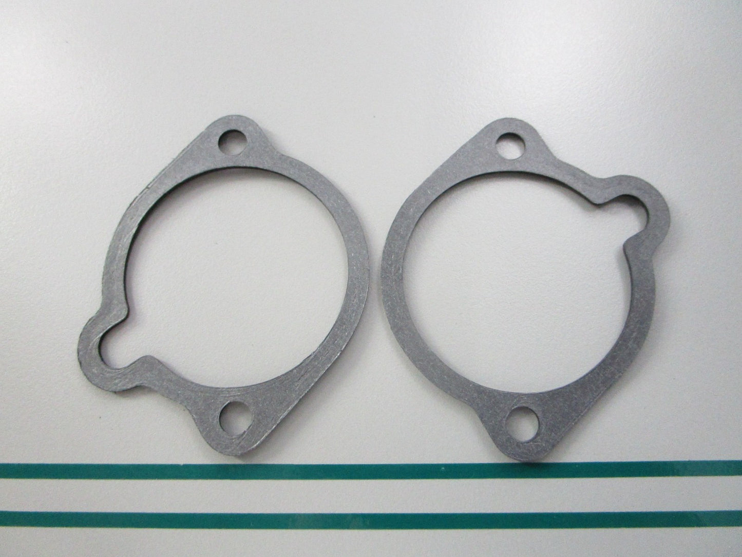 NEW OEM (LOT OF 2) 13855-95200 Suzuki Silencer Gasket 0810