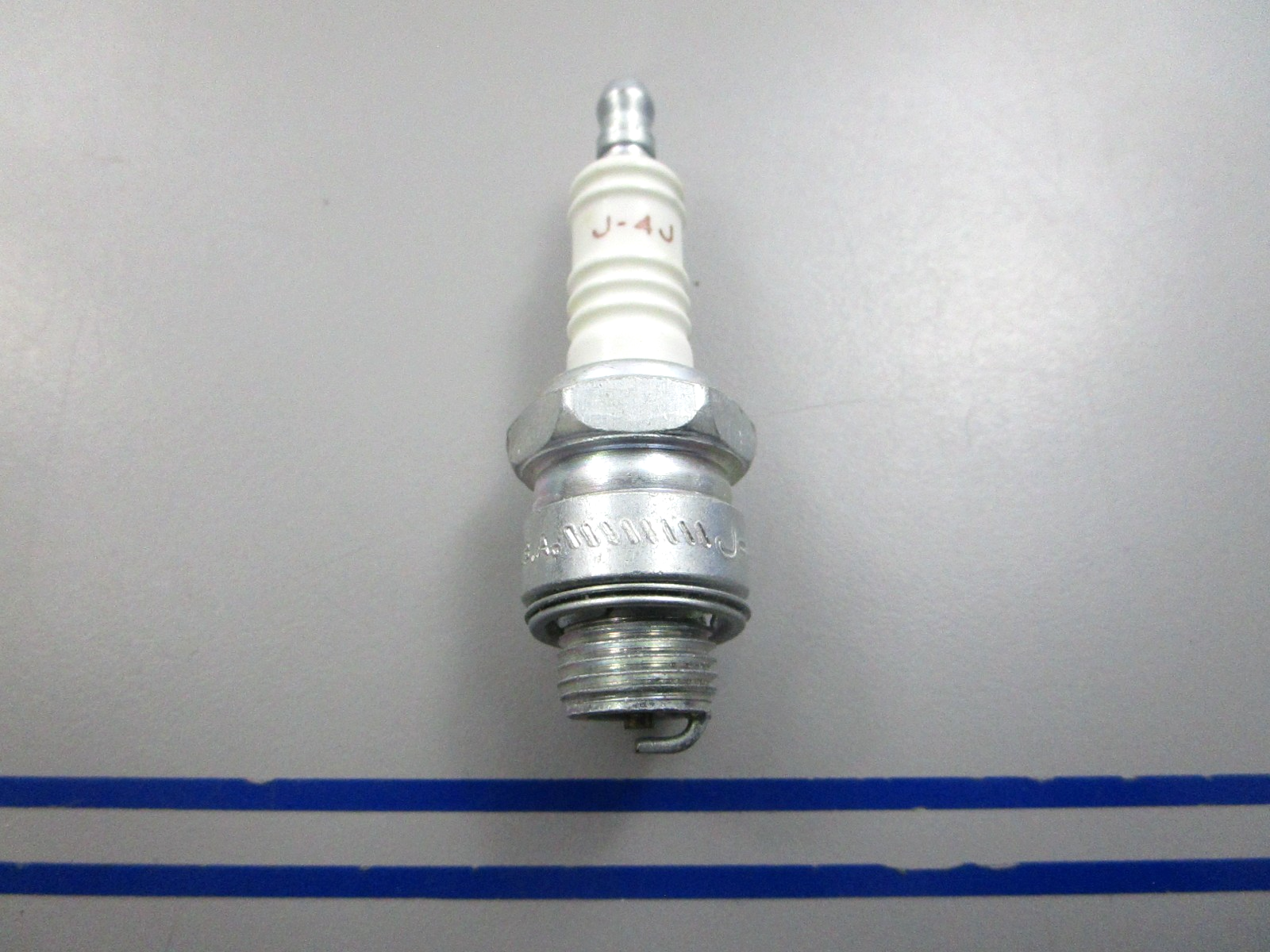 NEW J-4J Champion Spark Plug 0810