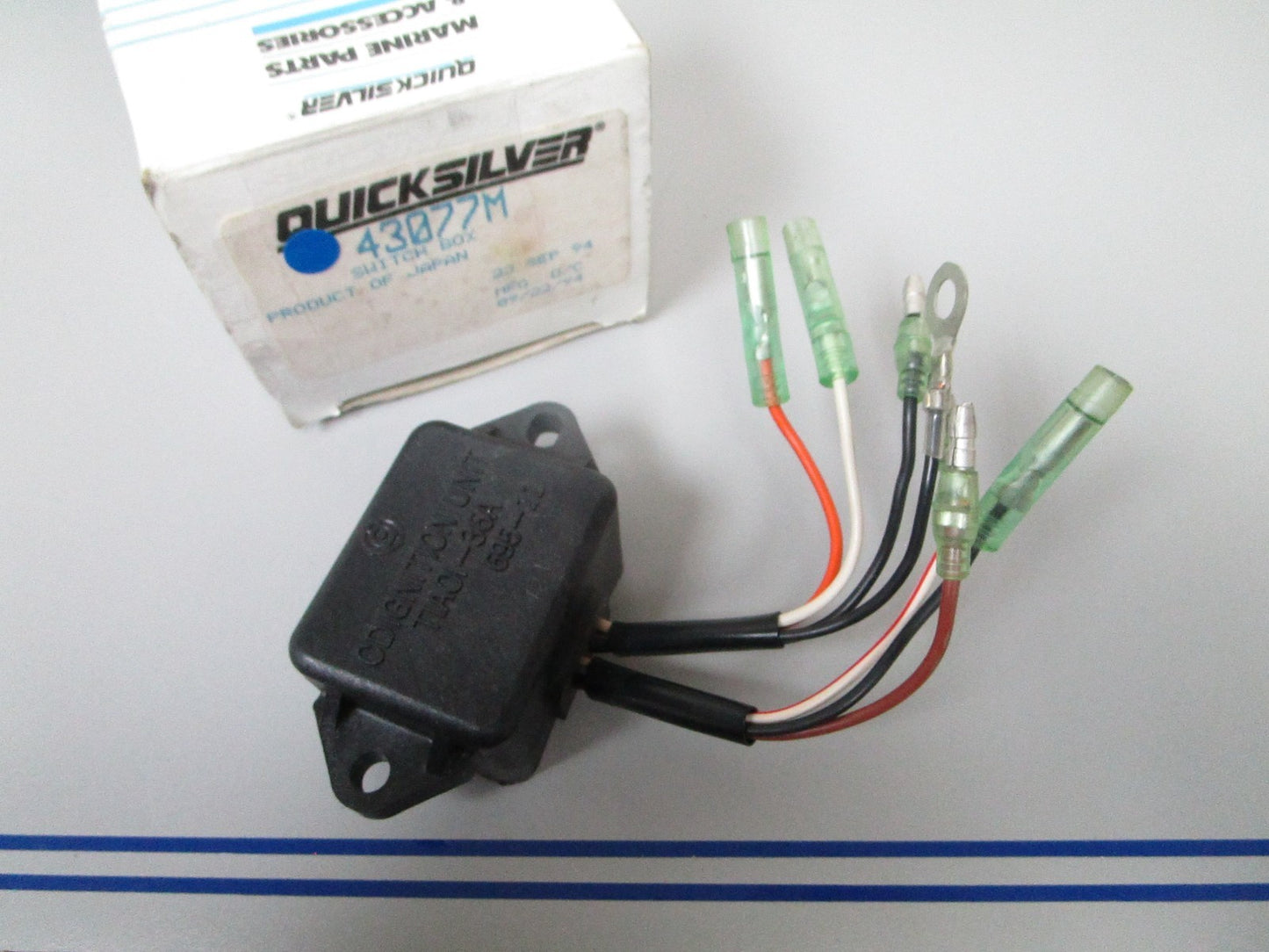 NEW OEM 43077M Mercury Quicksilver Switch Box 0720