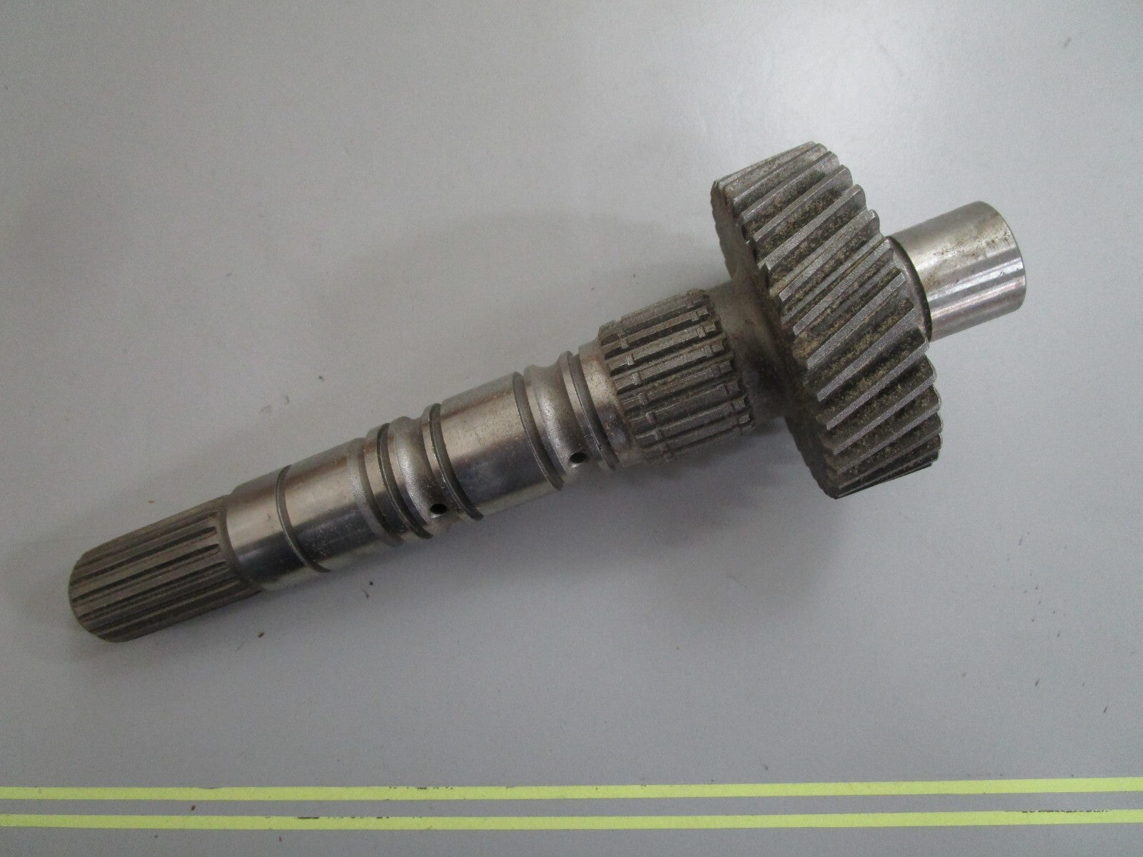 *NEW OEM* 0820 Mercury Quicksilver Shaft Ay 67993A2