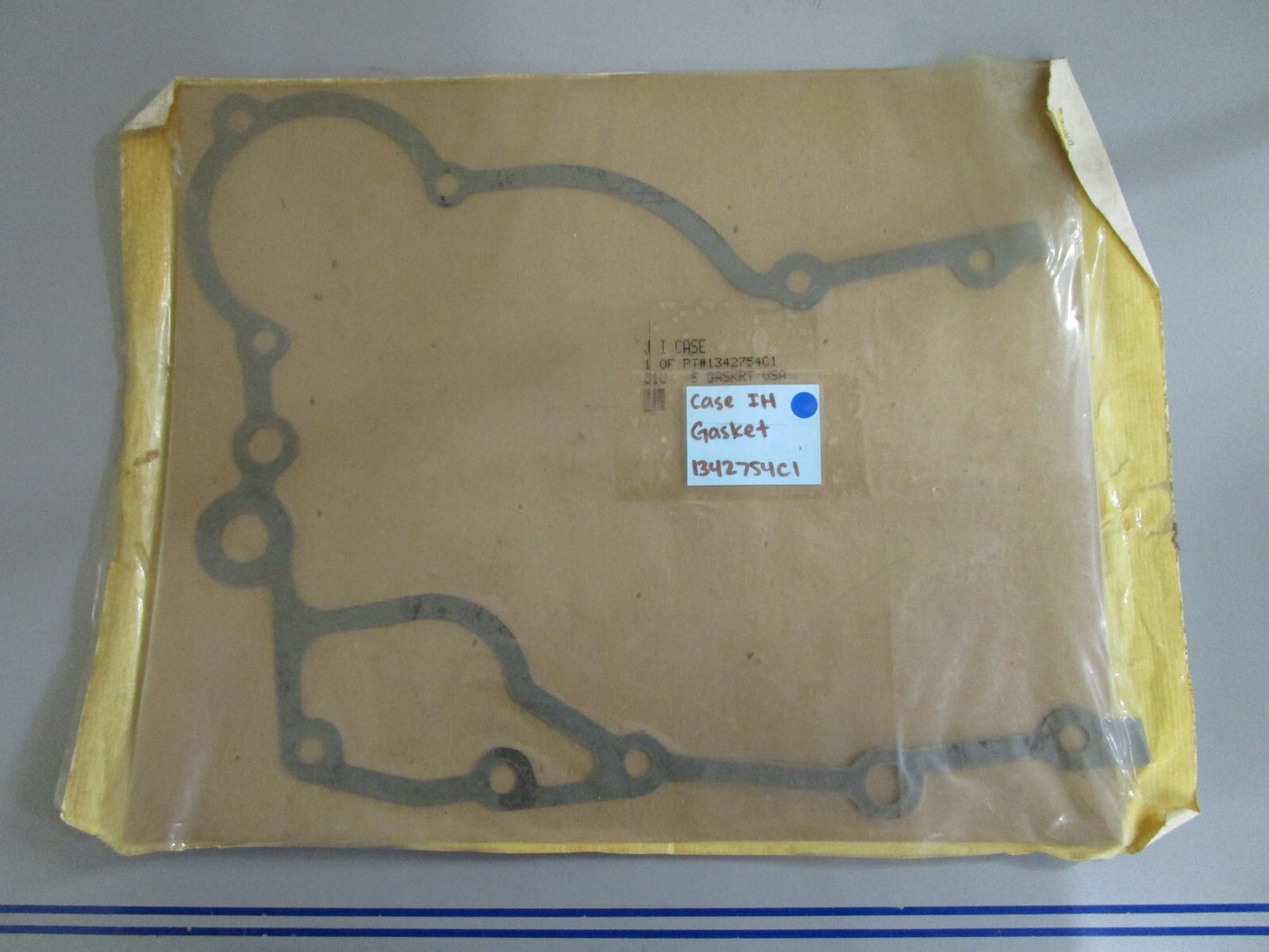 *NEW OEM* 0820 Case IH Gasket 1342754C1