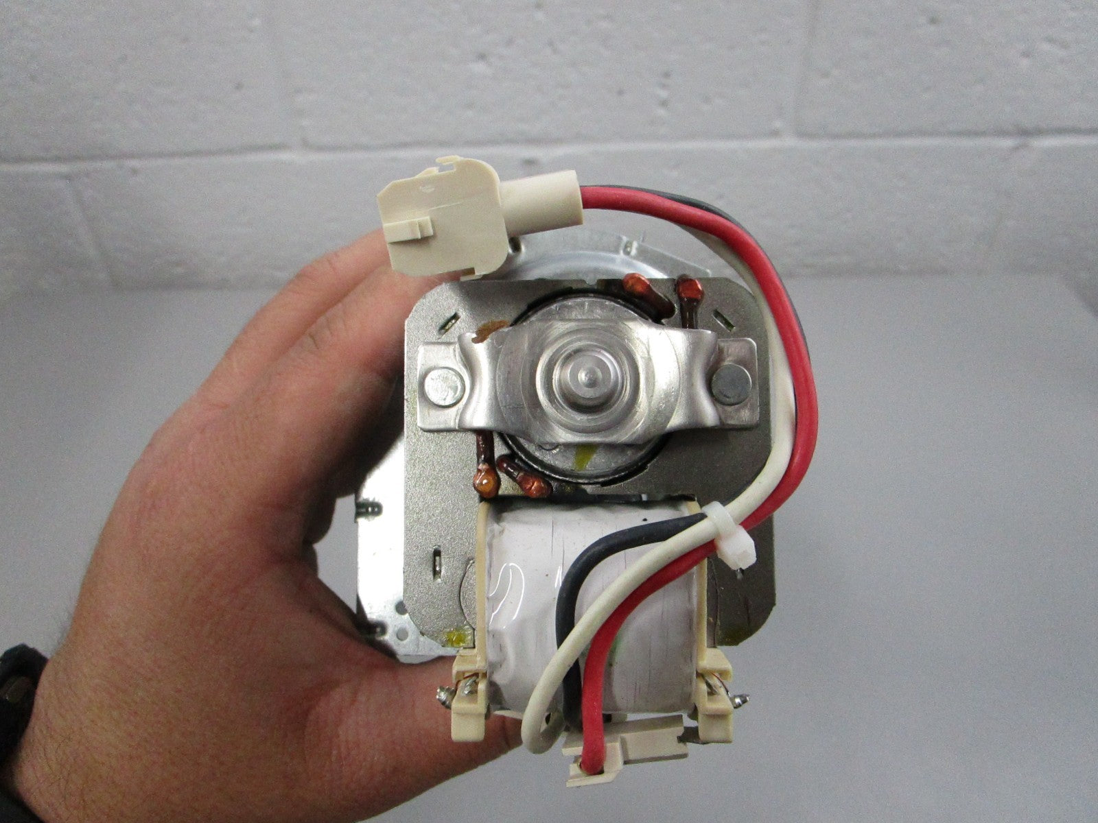 NEW OEM W11245567 Whirlpool Oven Blower Fan 0810