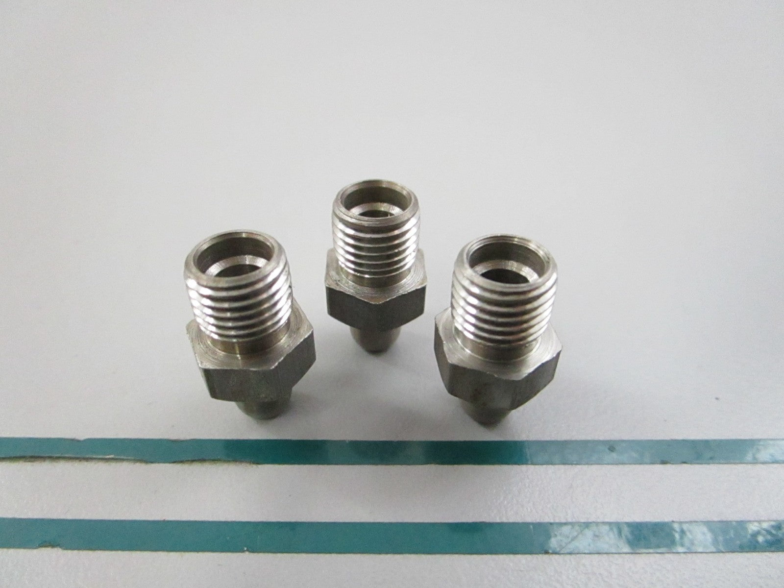 NEW OEM (LOT OF 3) 307457 0307457 OMC Johnson Evinrude Fitting 0810
