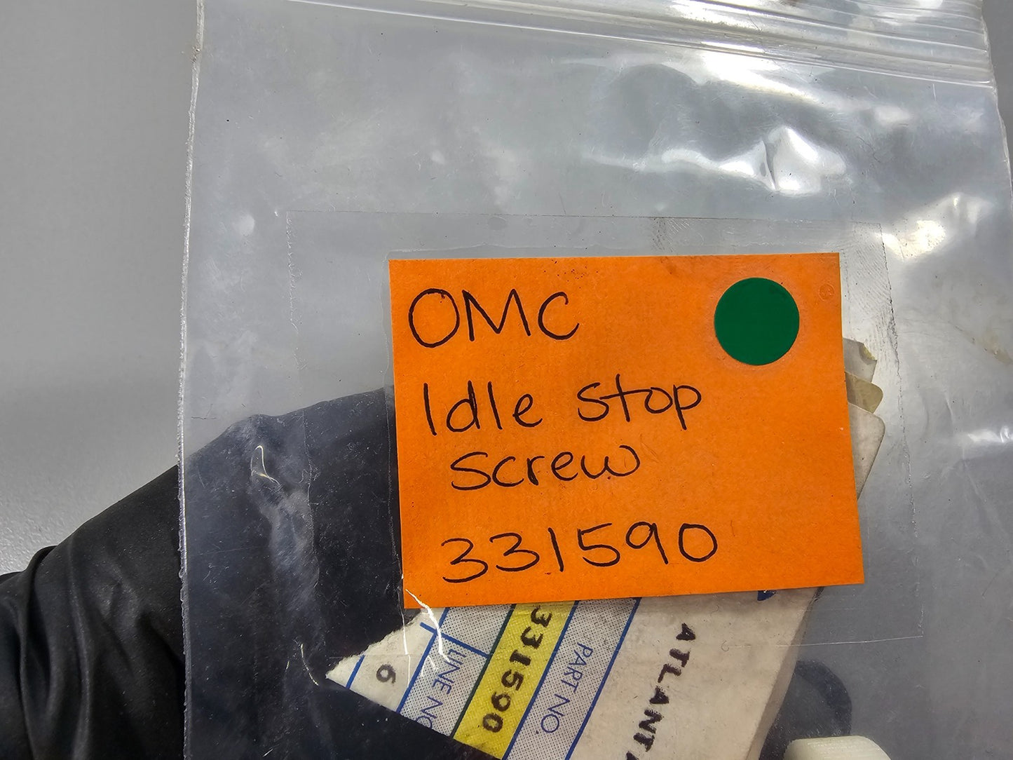NEW OEM 331590 0331590 OMC Johnson Evinrude Idle Stop Screw 0810