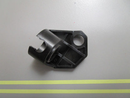 *NEW OEM* 0810 Honda Petcock Bracket 16956-ZM0-000