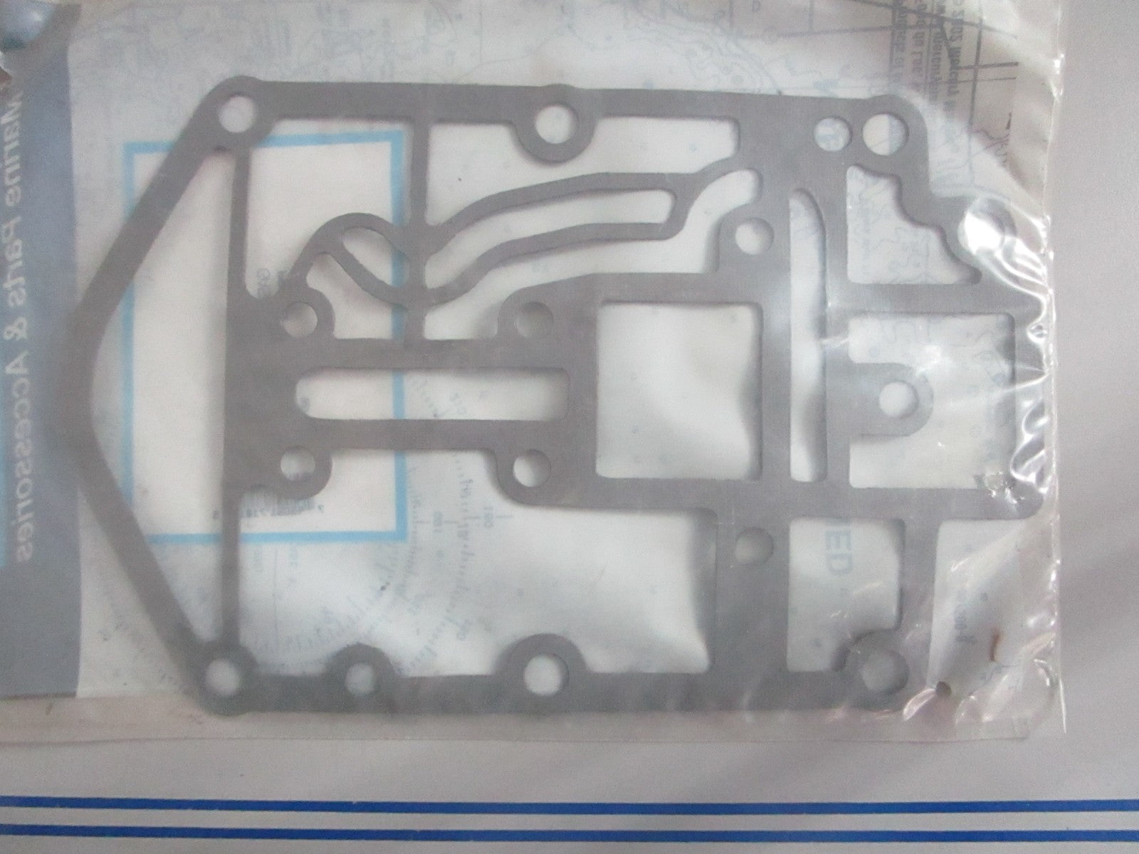 NEW OEM 27-8M0000821 Mercury Quicksilver Gasket 0820