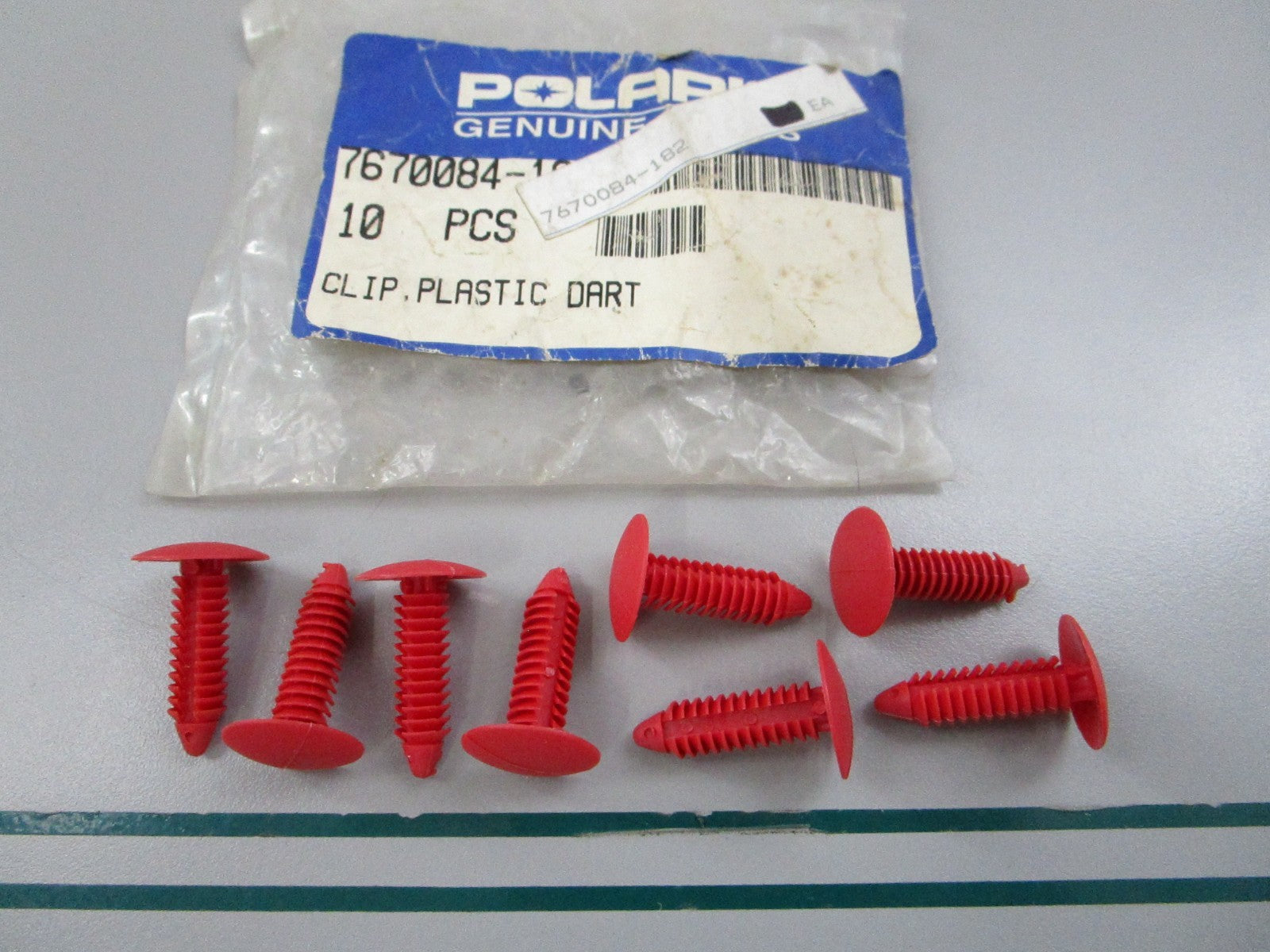 NEW OEM (LOT OF 8) 7670084-182 Polaris Plastic Dart Clip 0810