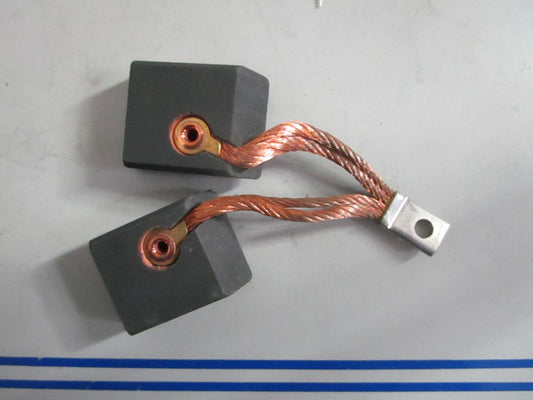 NEW HY332780 Total Source Motor Brush For: Hyster 0820