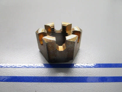 *NEW OEM* 0810 Volvo Penta Nut 955883