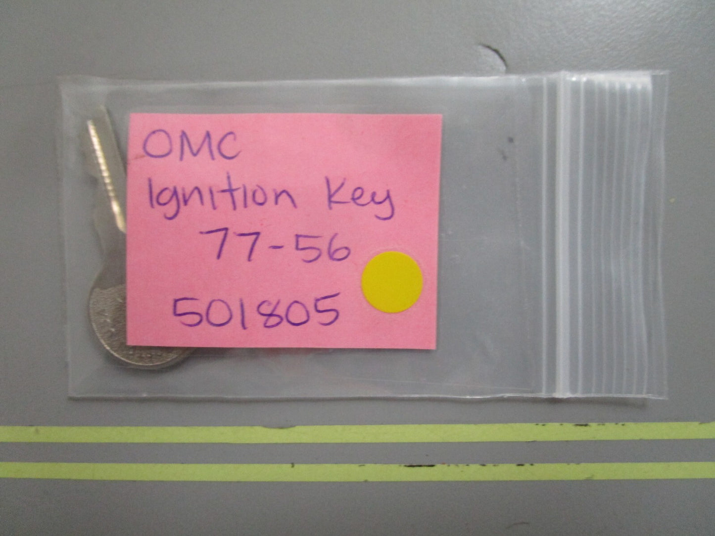 *NEW OEM* 0810 OMC Johnson Evinrude Ignition Key 77-56 501805 0501805