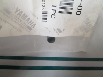 NEW OEM 5DM-14355-00-00 Yamaha Plug 0810