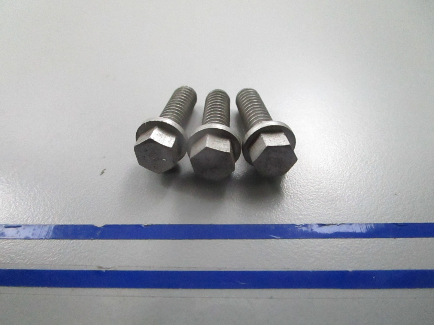 *NEW OEM* (LOT OF 3) 0810 OMC Johnson Evinrude Screw 314986 0314986