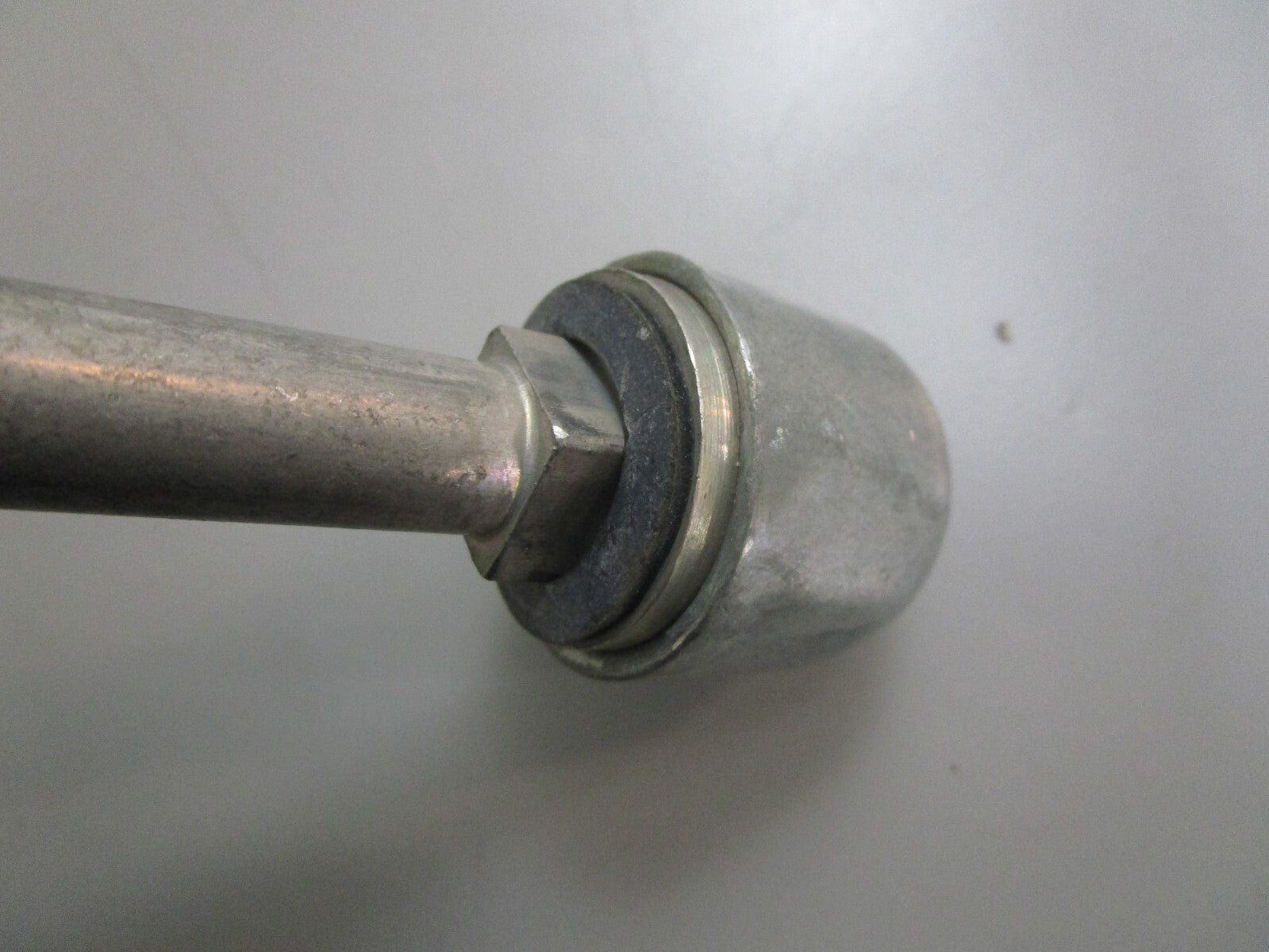 *NEW OEM* 0820 Mercury Quicksilver Anode 55989A1