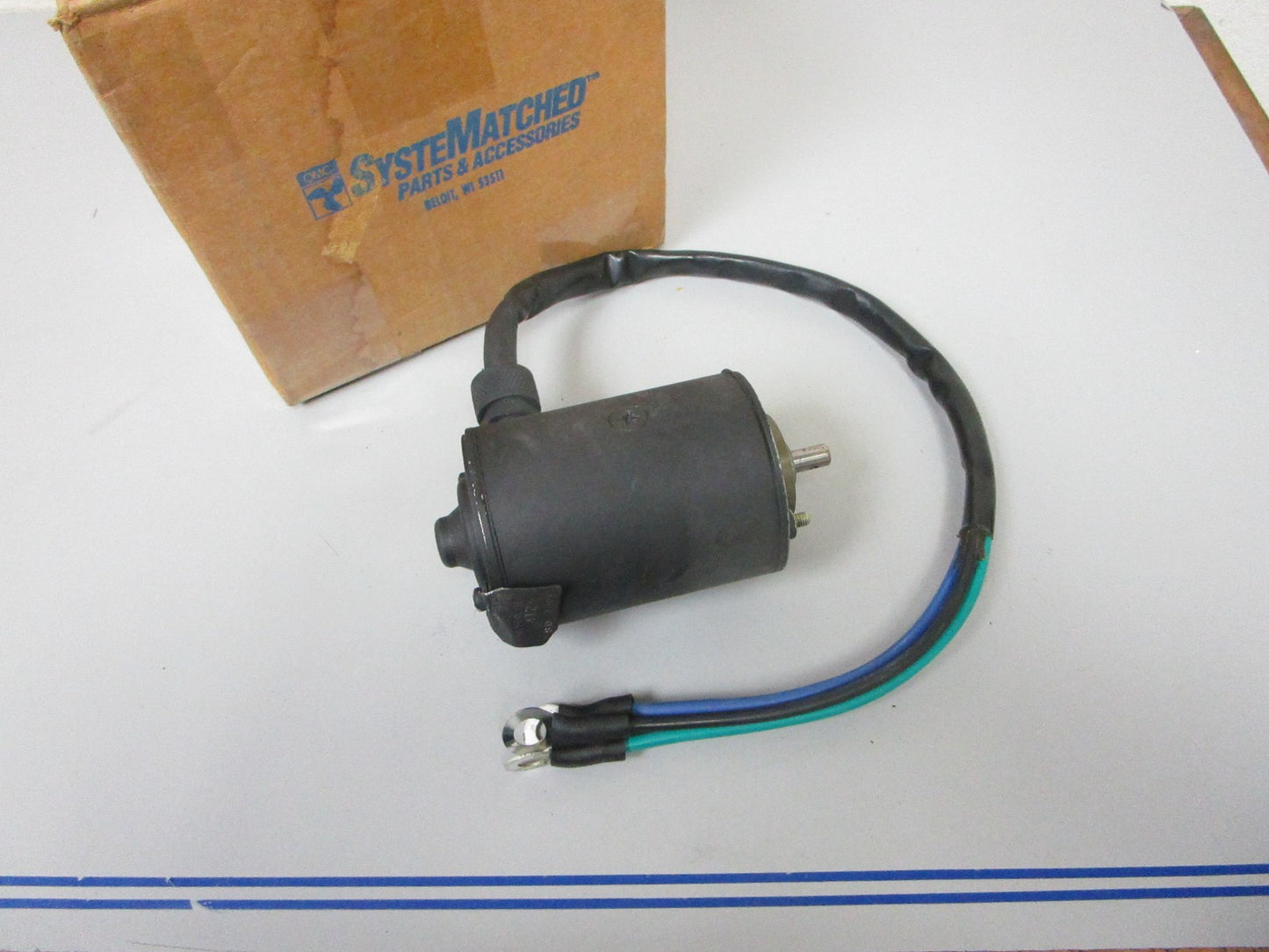 NEW OEM 982073 0982073 OMC Johnson Evinrude Trim Motor 0720