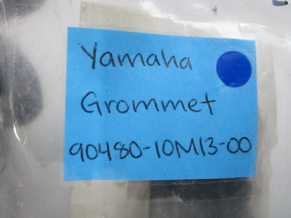 NEW OEM (LOT OF 5) 90480-10M13-00 Yamaha Grommet 0810