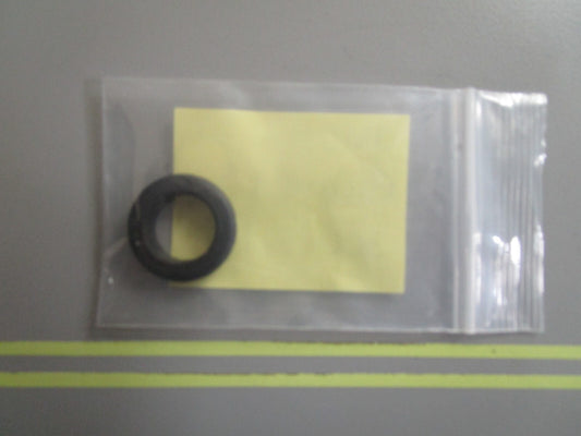 *NEW OEM* (LOT OF 4) 0810 OMC Johnson Evinrude Grommet 300454 0300454