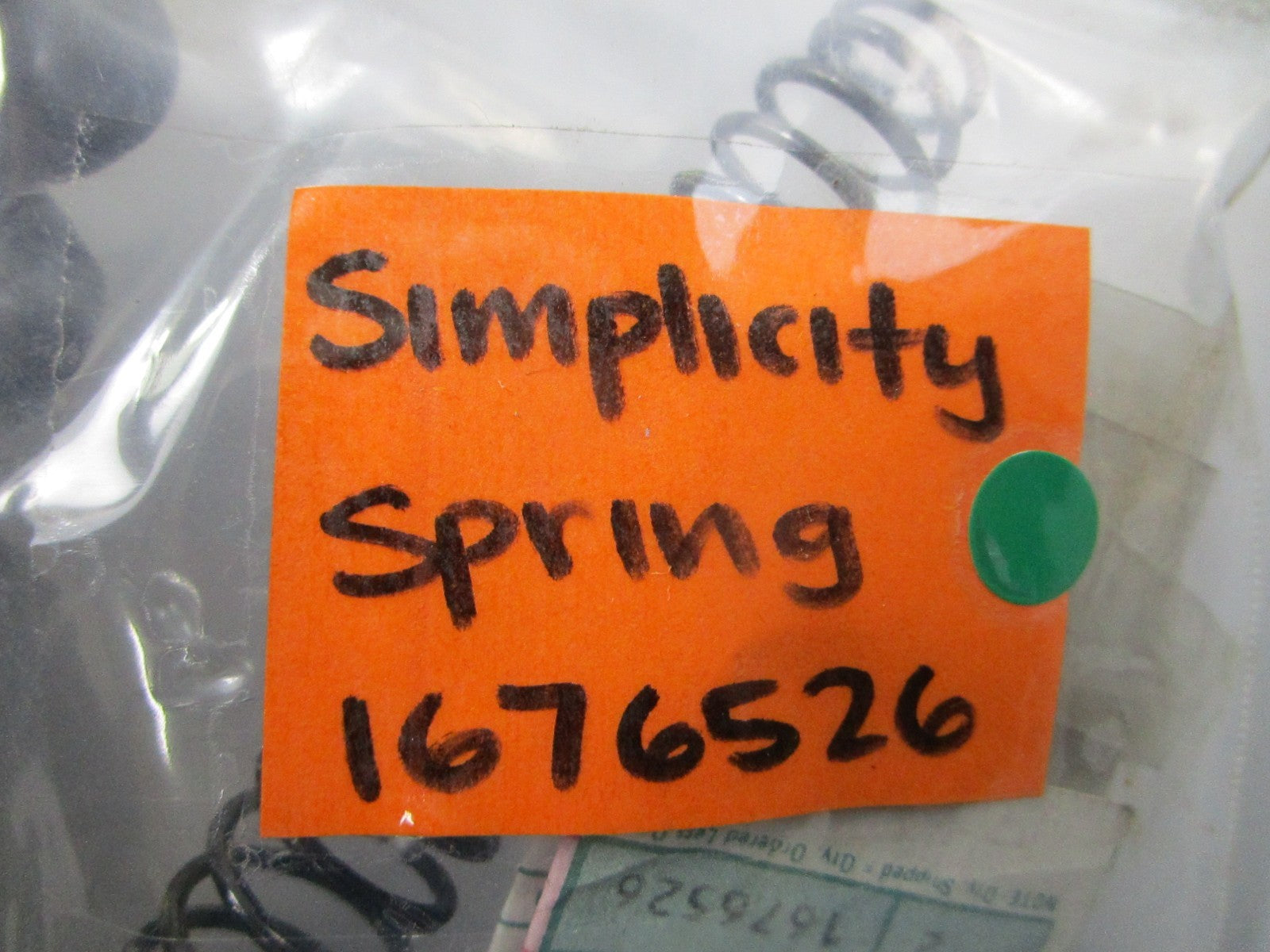 NEW OEM 1676526 Simplicity Spring 0810