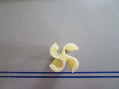 *NEW OEM* 0770 OMC Johnson Evinrude Retainer 908595 0908595