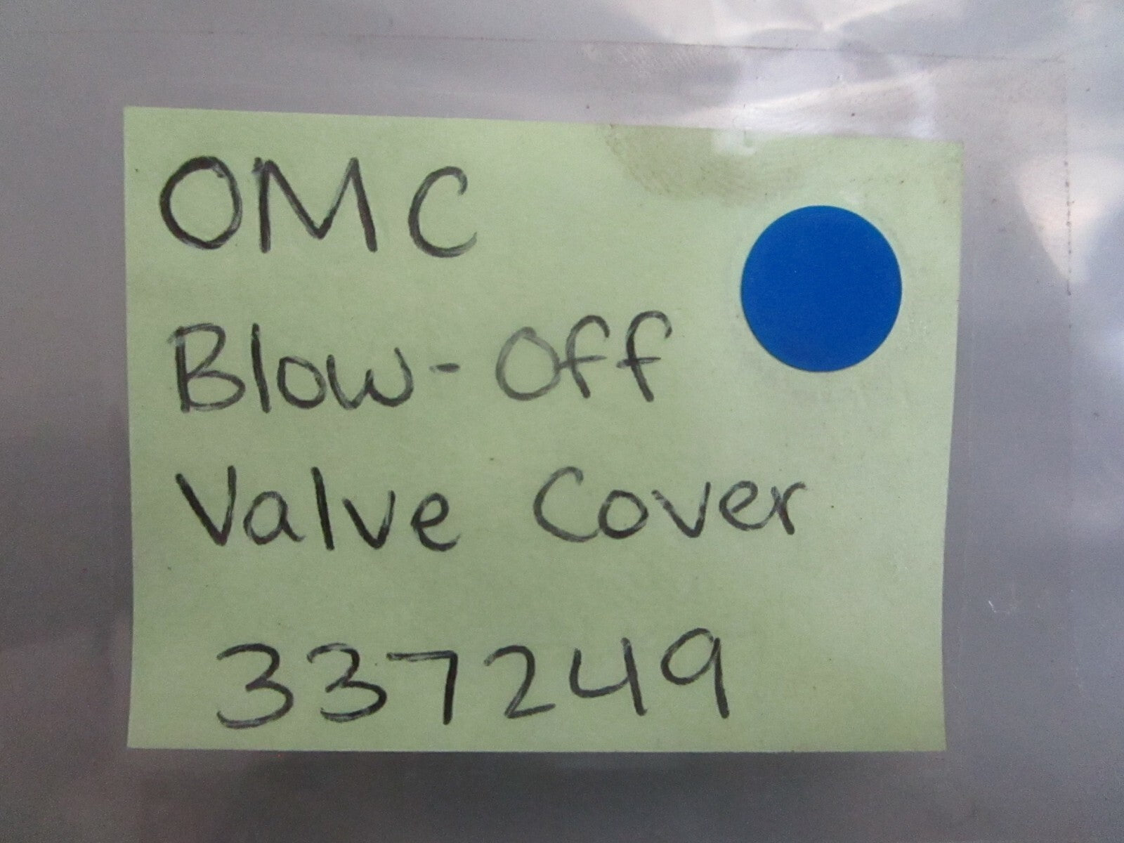 *NEW OEM* 0820 OMC Johnson Evinrude Blow-Off Valve Cover 337249 0337249