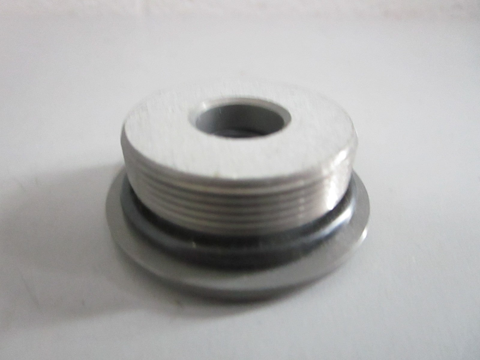 NEW OEM 3B7-77395-0 Tohatsu Rod Guide 0820