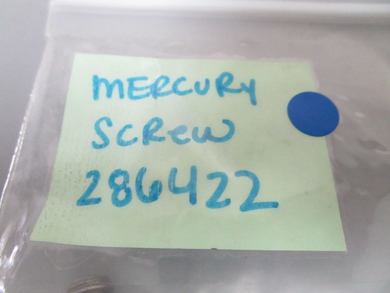 *NEW OEM* 0810 Mercury Quicksilver Screw 286422