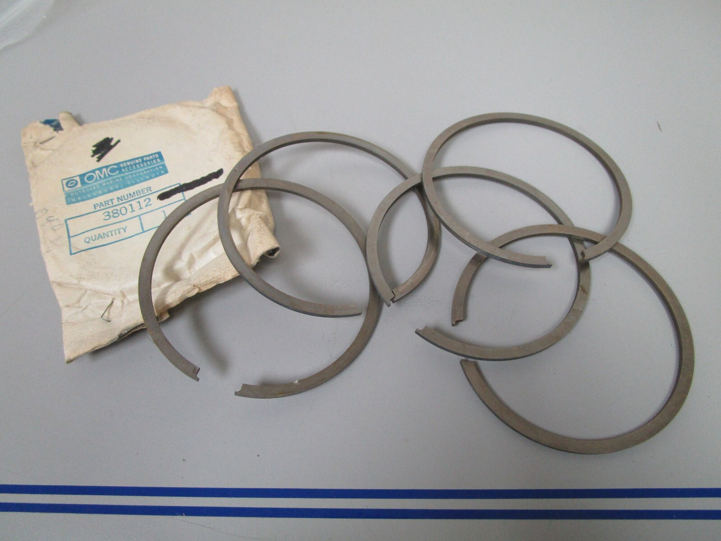 *NEW OEM* 0720 OMC Johnson Evinrude Piston 5 Ring Set 380112 0380112