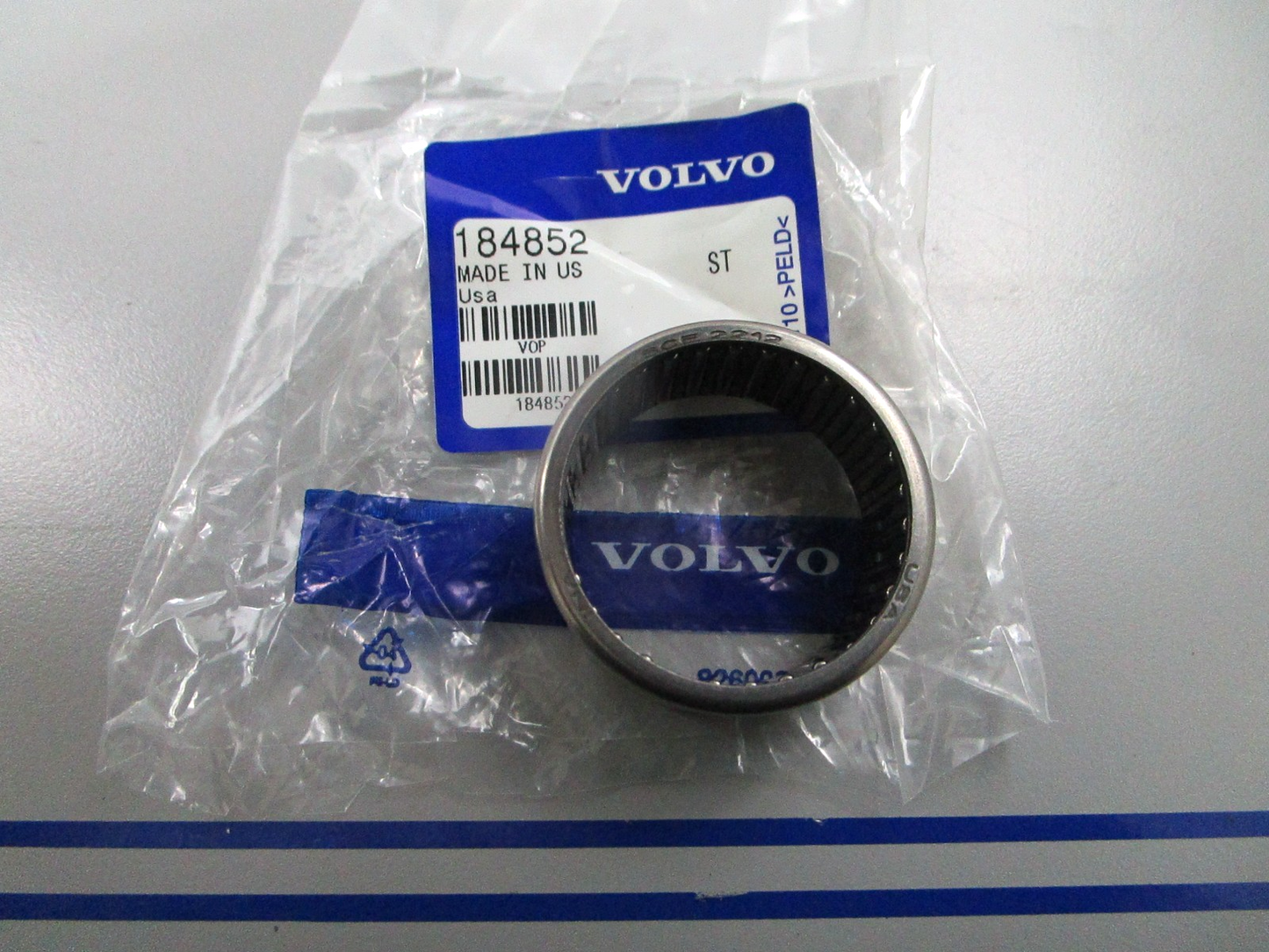*NEW OEM* 0810 Volvo Penta Needle Bearing 184852