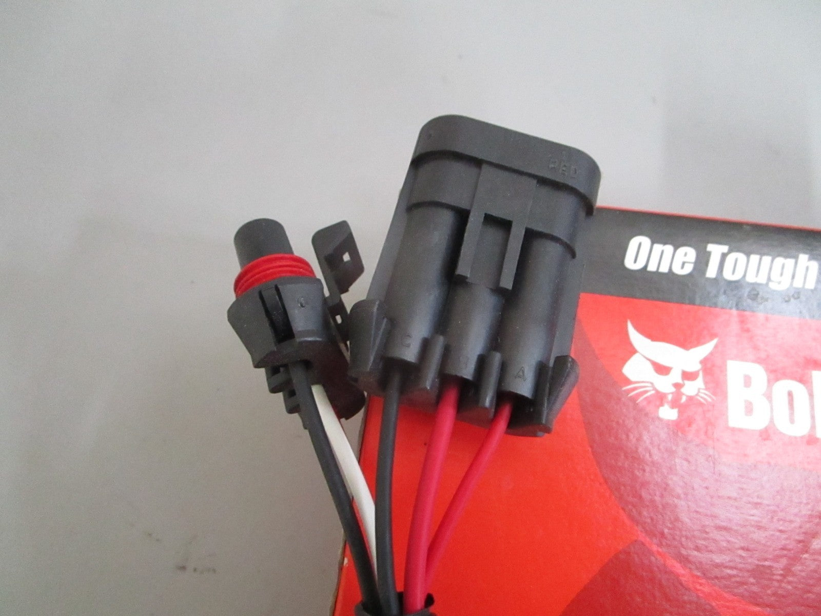 *NEW OEM* 0820 Bobcat Harness 6713879