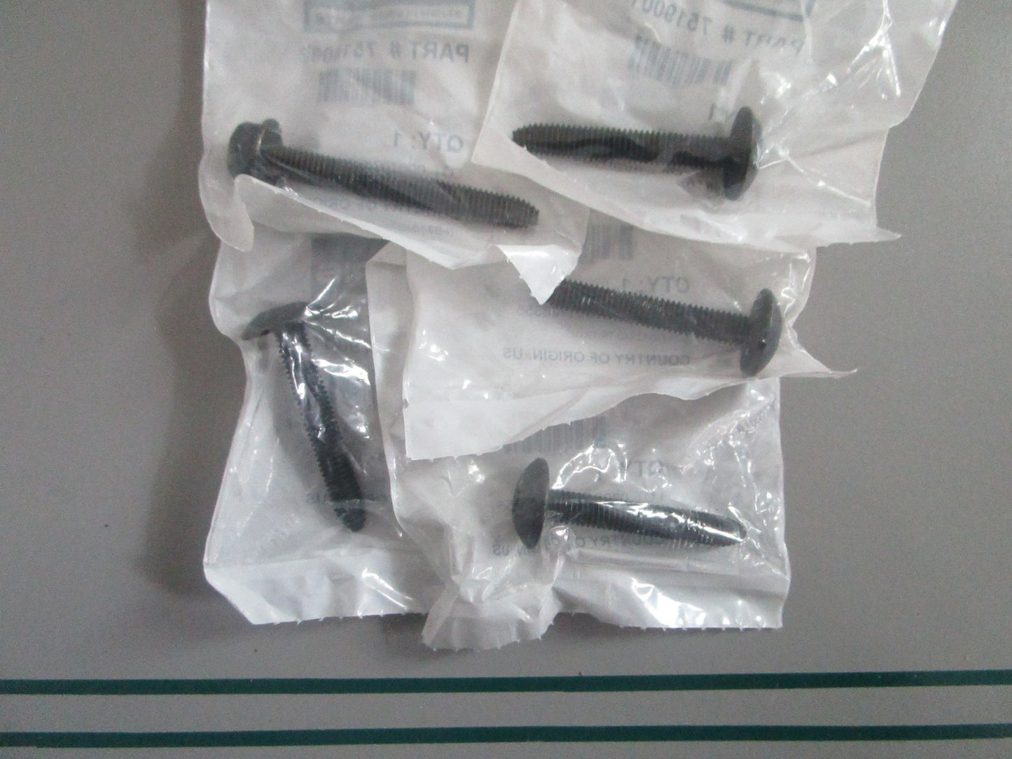 NEW OEM (LOT OF 5) 7519001 Polaris Screw 0820