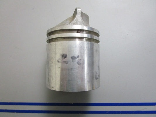 *NEW OEM* 0820 OMC Johnson Evinrude Piston 276680 0276680