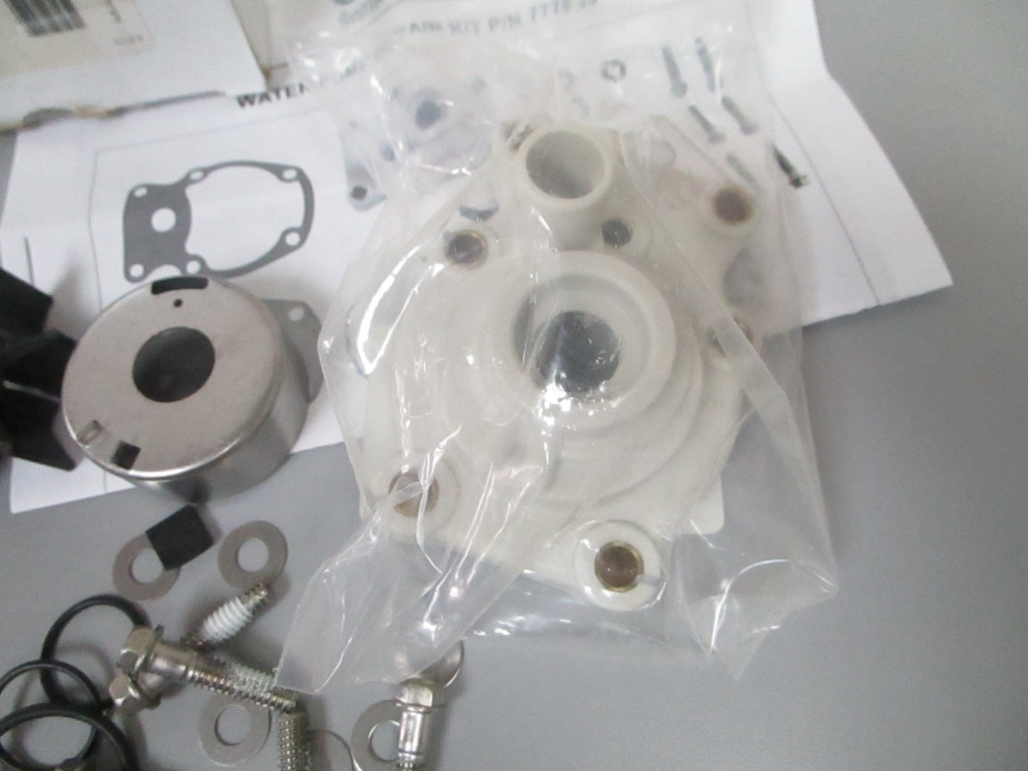NEW OEM 777803 0777803 OMC Johnson Evinrude Water Pump Kit Assembly 0720