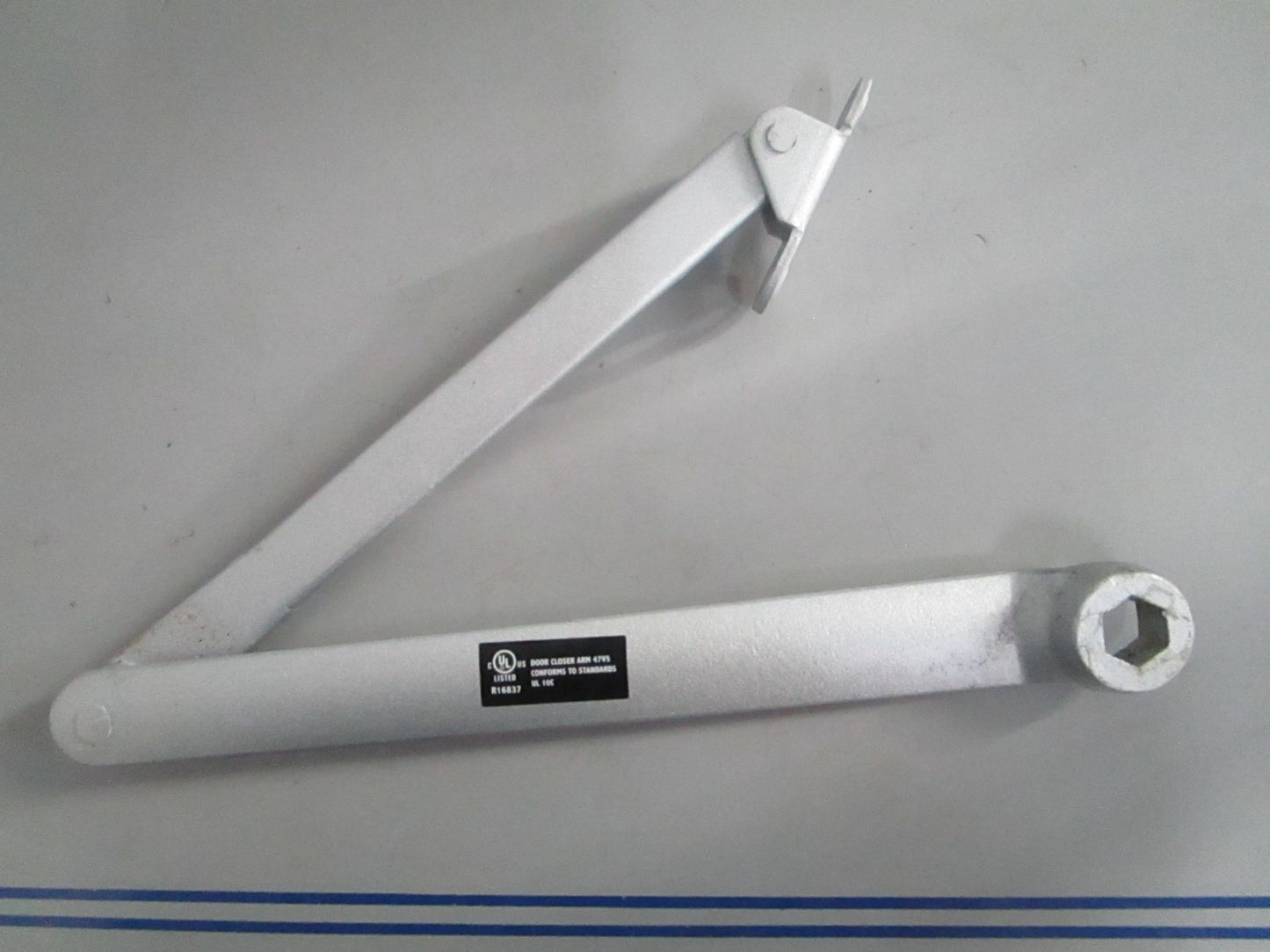 NEW OEM R16837 47VS UL10C UL Door Closer Arm 0820