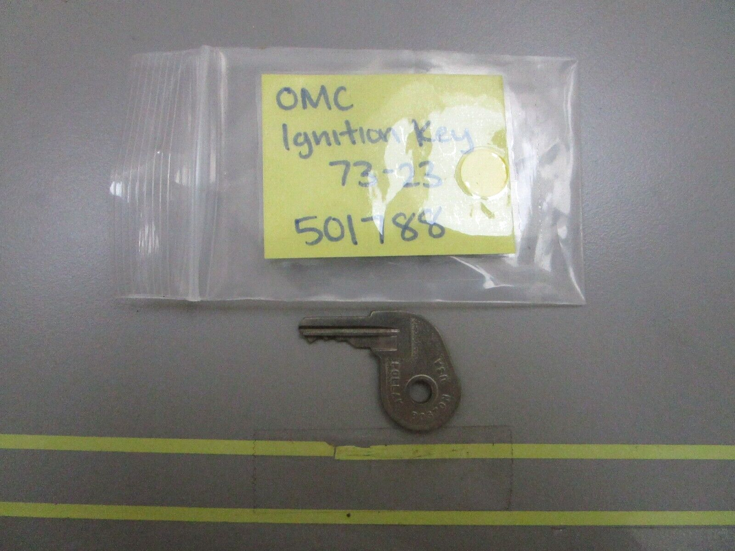 *NEW OEM* 0810 OMC Johnson Evinrude Ignition Key 73-23 501788 0501788