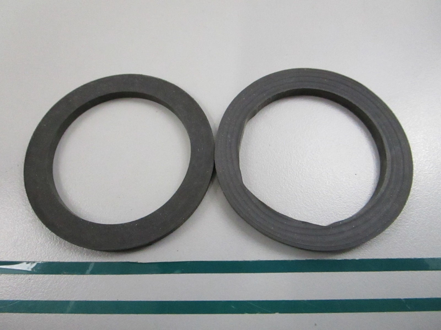 OMC Johnson Evinrude NEW OEM Fuel Bowl Gasket 333449 0333449 (LOT OF 2) 0810