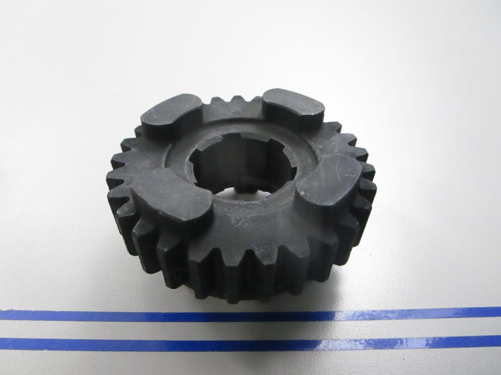 NEW OEM 5PX-17241-01-00 Yamaha 4th Wheel Gear 0810