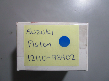*NEW OEM* 0770 Suzuki Piston 12110-98402