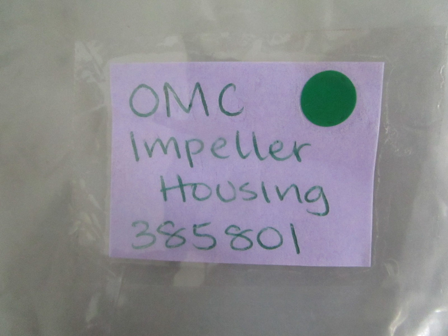 OMC NEW OEM Water Pump Impeller Housing 385801 NOS Johnson Evinrude Part 0820
