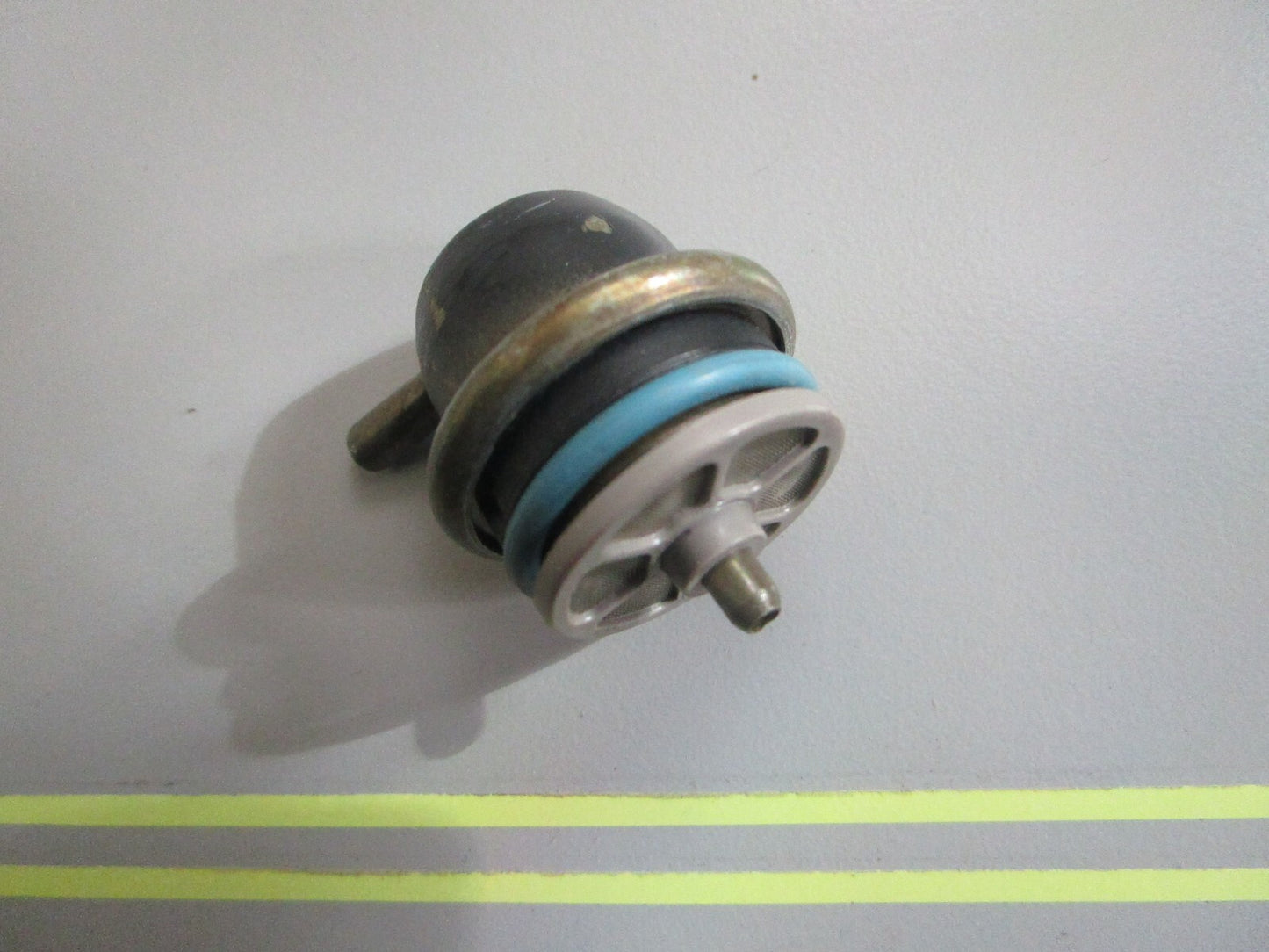 *NEW OEM* 0820 Volvo Penta Pressure Regulator 3861279 23806259