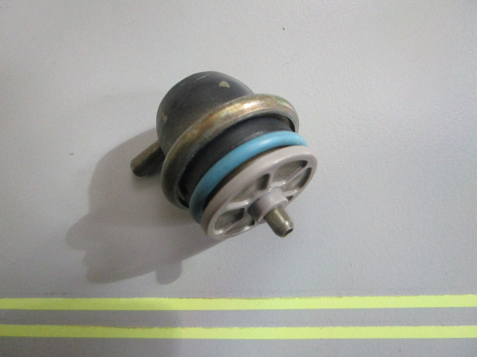 *NEW OEM* 0820 Volvo Penta Pressure Regulator 3861279 23806259