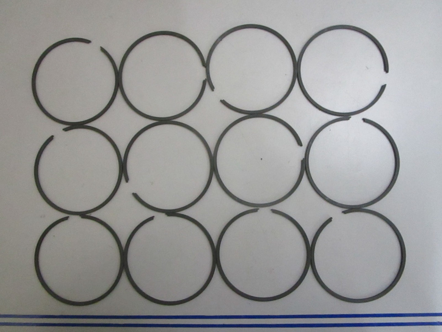 *NEW OEM* 0820 Mercury Quicksilver 12 Piston Ring Set 39-93481A12