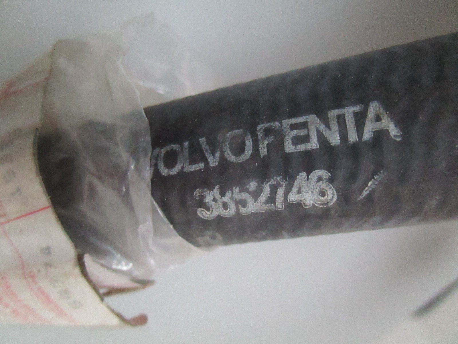 *NEW OEM* 0720 Volvo Penta Hose 3852746