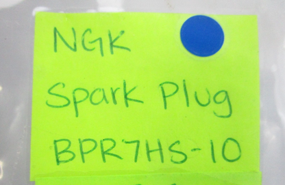 NEW (LOT OF 8) BPR7HS-10 NGK Spark Plug 0810