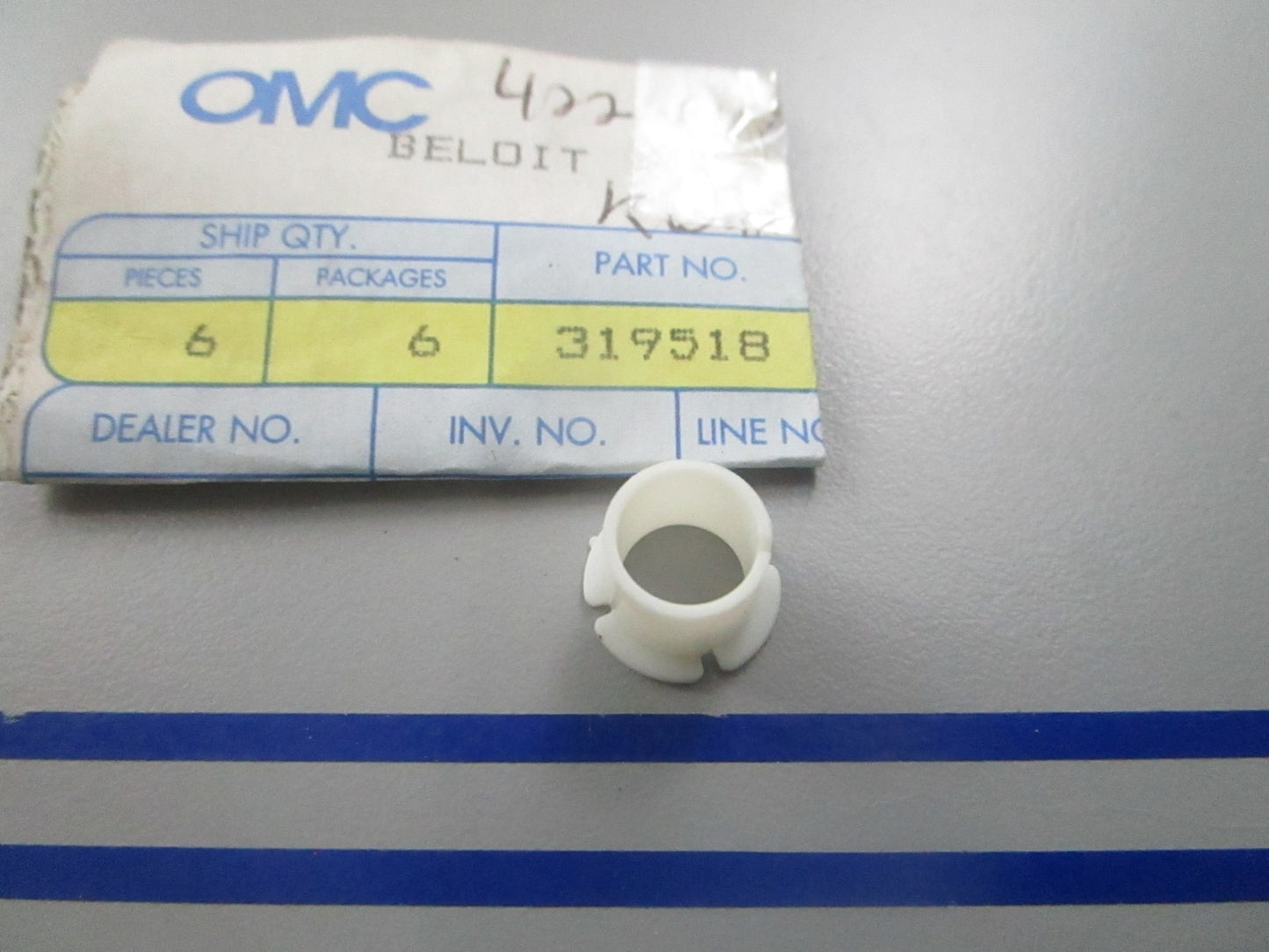 *NEW OEM* 0810 OMC Johnson Evinrude Bushing 319518 0319518