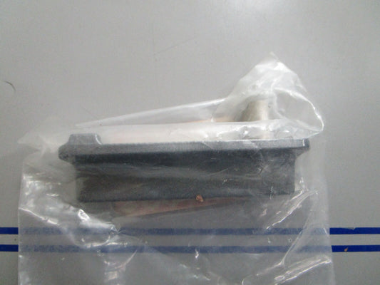 *NEW OEM* 0720 Suzuki Front Cowl Lever 61633-95204-0ED