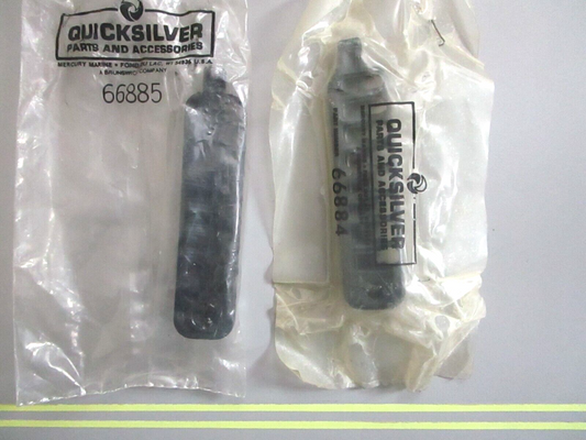 *NEW OEM* (LOT OF 2) 0750 Mercury Quicksilver INSERT 66884