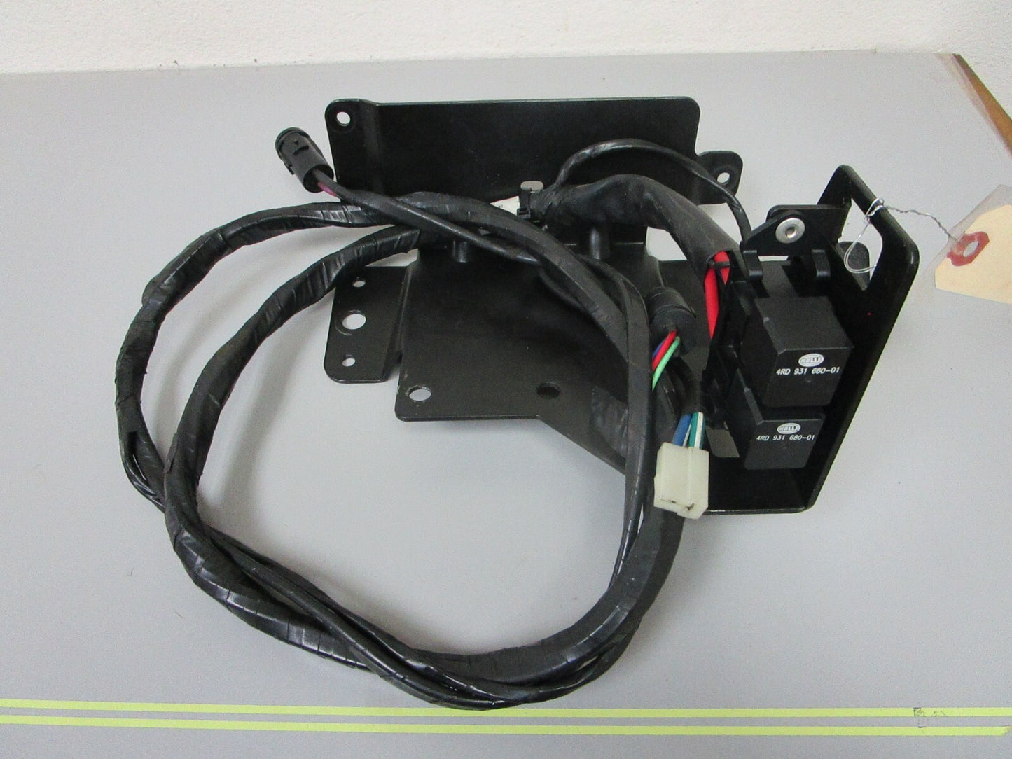 *NEW OEM* 0720 Volvo Penta TSK SX Trim Pump Wire Harness & Bracket Ay 3858083