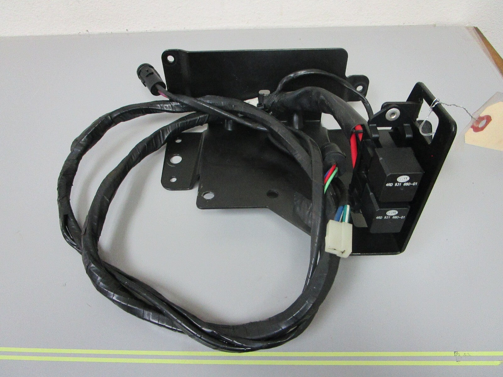 *NEW OEM* 0720 Volvo Penta TSK SX Trim Pump Wire Harness & Bracket Ay 3858083