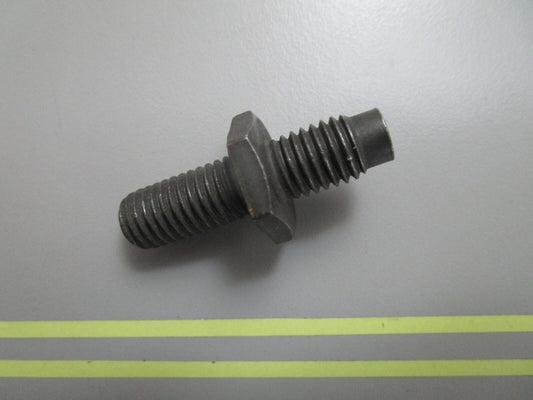 *NEW OEM* 0810 Volvo Penta Stud 855574